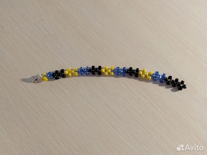 Браслет из бисера
