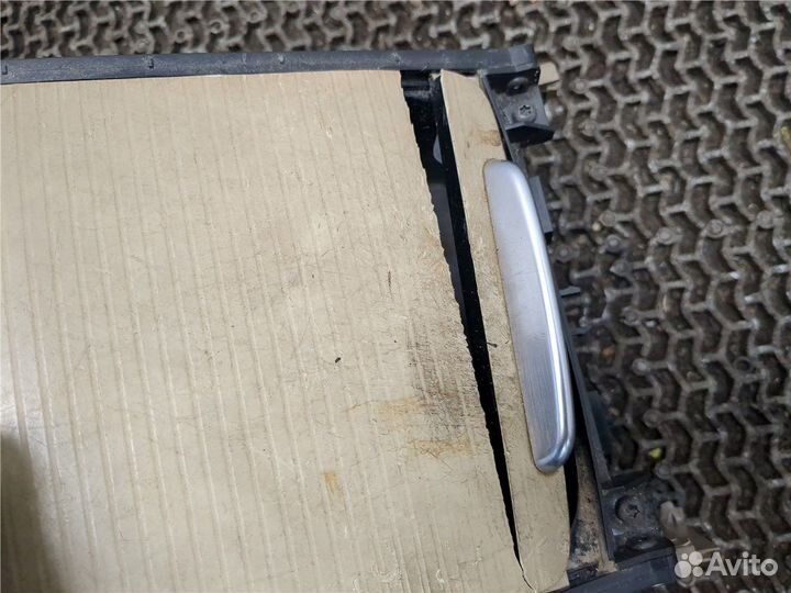 Консоль салона Volvo XC70, 2010