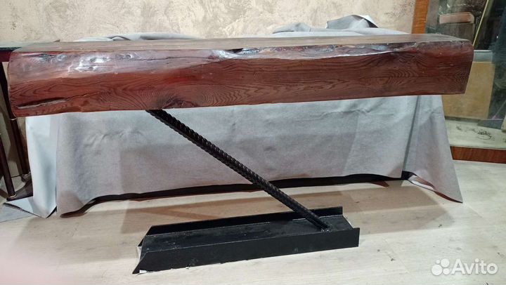 Лофт-консоль