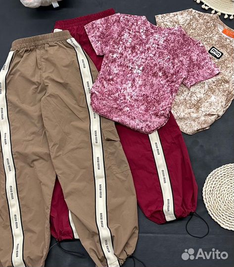 Красивый костюм для девочки, 134-152