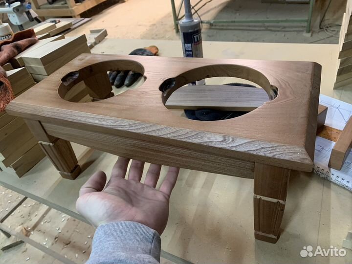 Подставка для мисок