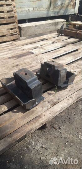 Подушки крепления двигателя Газ-3309. Д245. Дизель