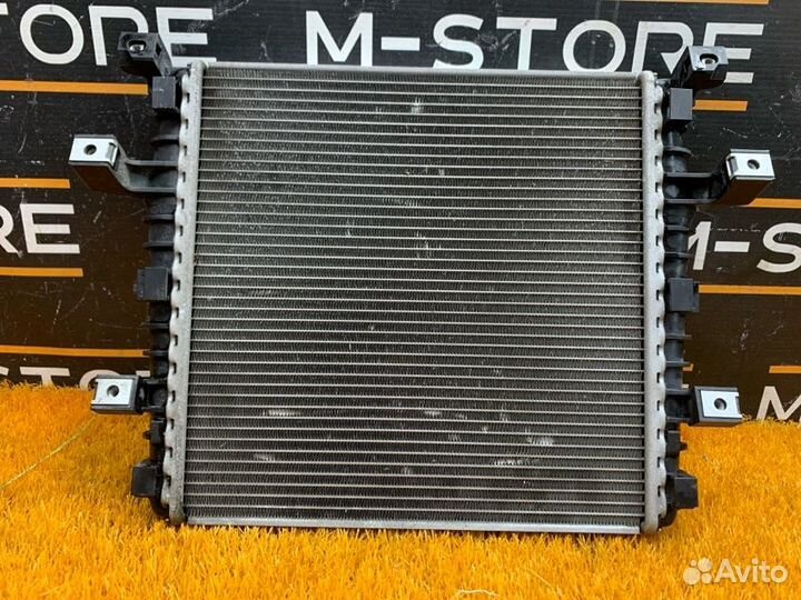 Интеркулер правый Audi Q7 4LB cjtc 2011