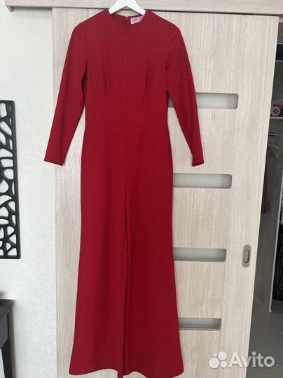 Комбинезон женский