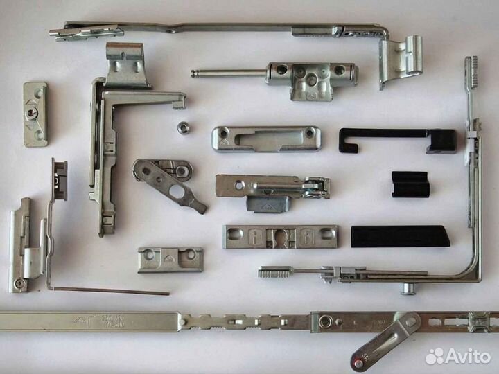 Ремонт окон, фурнитура siegenia RAL2019