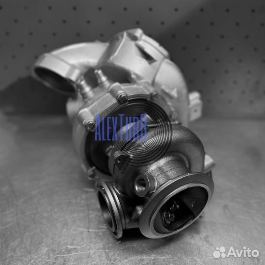 Турбина borgwarner 12739700010 BMW 750d, M550d