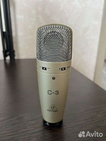 Конденсаторный микровон Behringer C-3