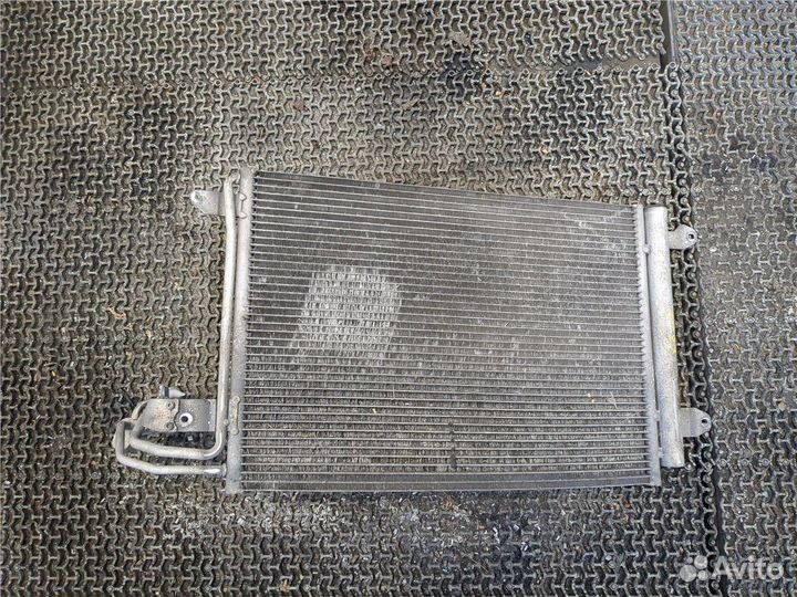 Радиатор кондиционера Volkswagen Caddy, 2014