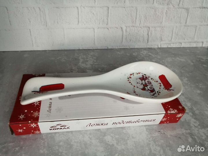 Посуда для сервировки, горшочки для готовки