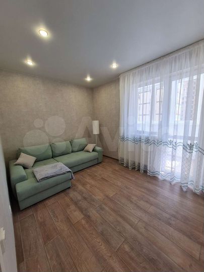 2-к. квартира, 65 м², 6/22 эт.