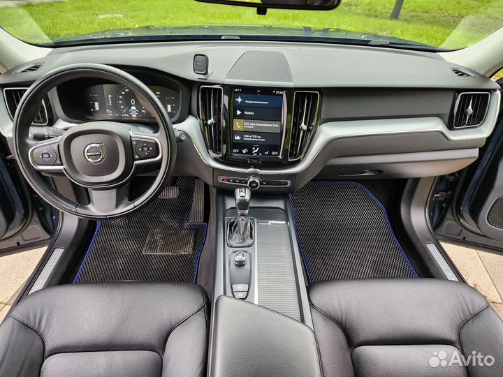 Volvo XC60 2.0 AT, 2018, 77 600 км