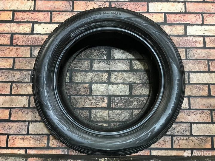 Nokian Tyres Hakkapeliitta R2 SUV 235/55 R19 105R
