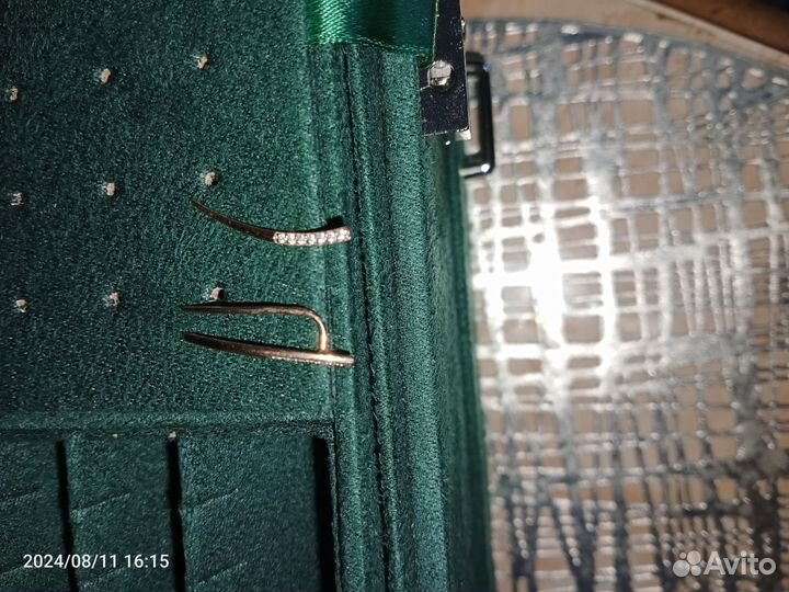 Золотые серьги