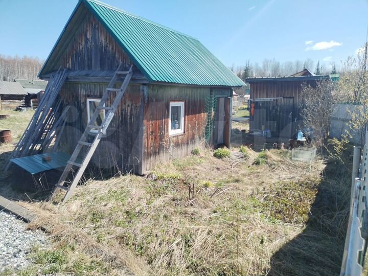 Дача 10 м² на участке 6 сот.