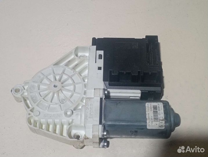 Моторчик стеклоподъемника перед правый Passat CC