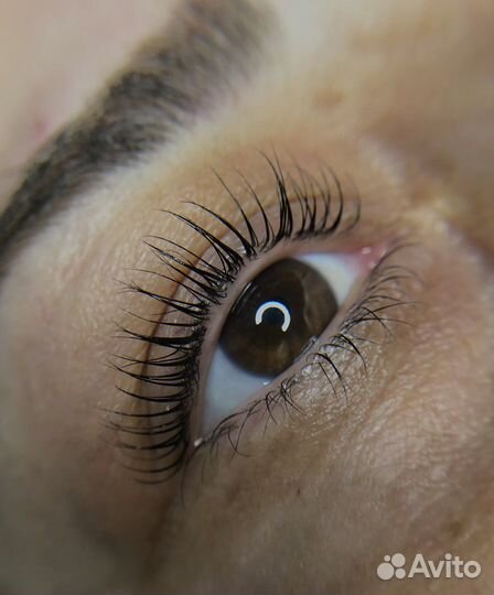 Стрейчинг ресниц