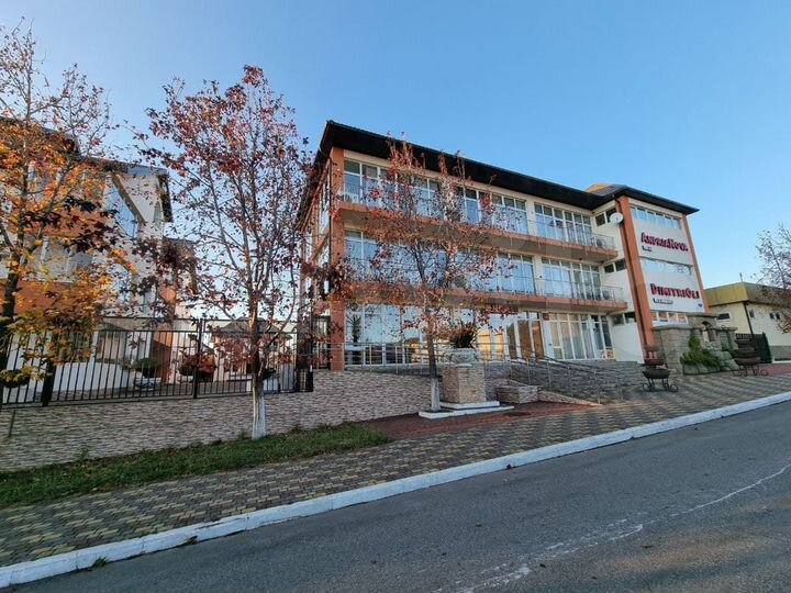 3-к. апартаменты, 70 м², 2/4 эт.