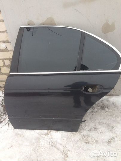 Задняя левая дверь е39