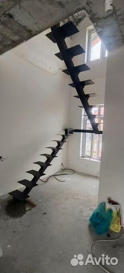 Лестница на второй этаж/изготовление лестниц