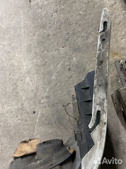 Передний бампер w211 brabus