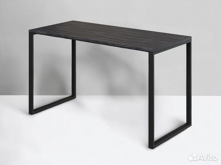 Стол в стиле лофт