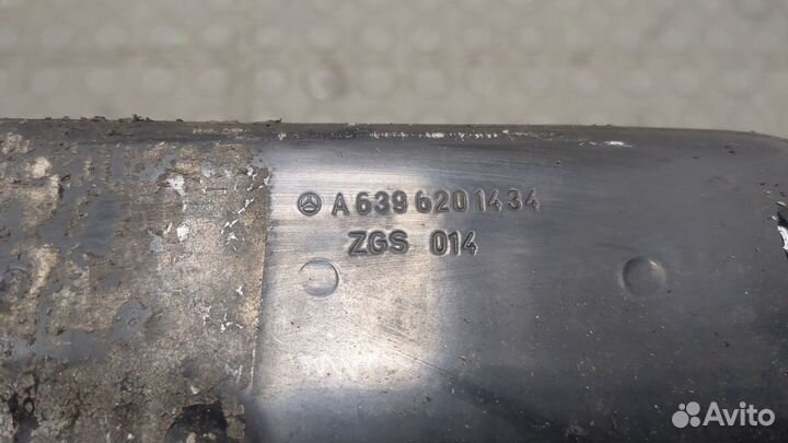 Усилитель бампера Mercedes Vito W639, 2005