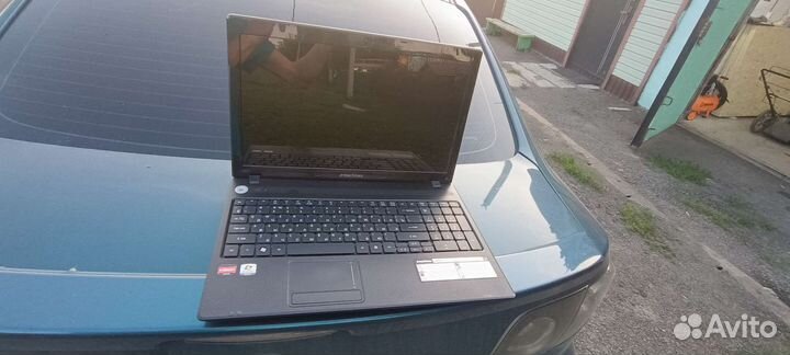 Продам ноутбук emachines E642G