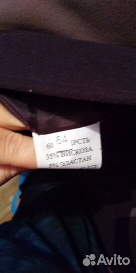 Продам два пальто весна-осень