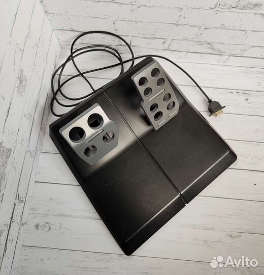 Игровой руль logitech formula force ex с педалями