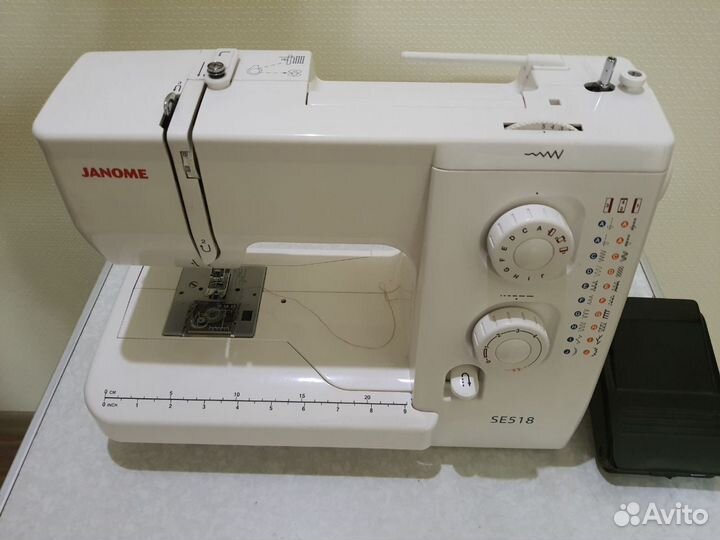 Швейная машина Janome SE 518