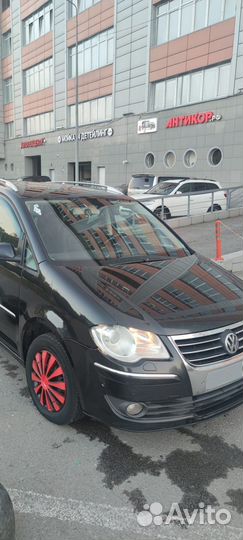 Volkswagen Touran 1.4 AMT, 2008, 180 500 км