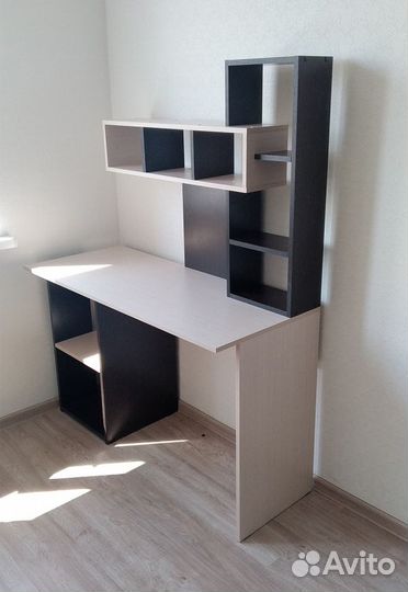 Компьютерный стол Олимп