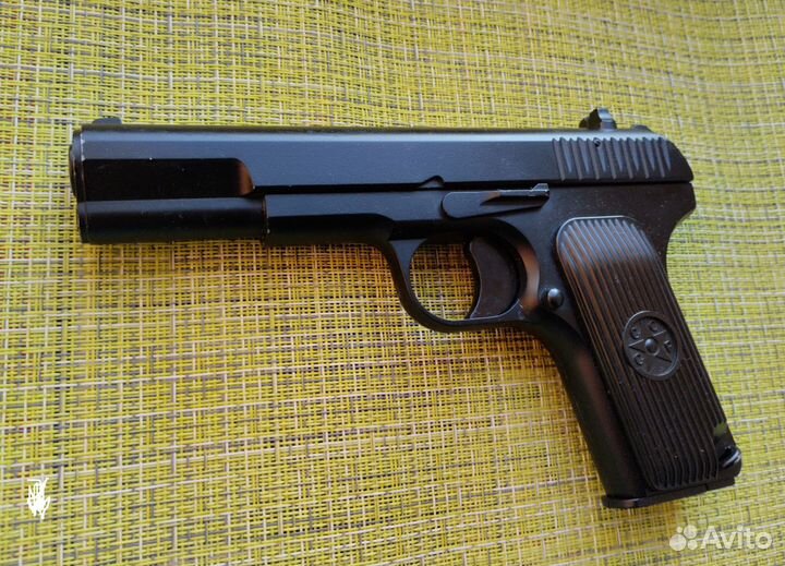 Пистолет игрушка