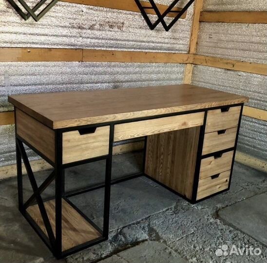 Стол для компьютера лофт