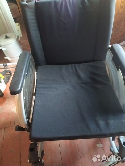 Кресло-коляска инвалидное