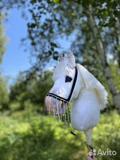 Лошадь на палке, хоббихорс, игрушка