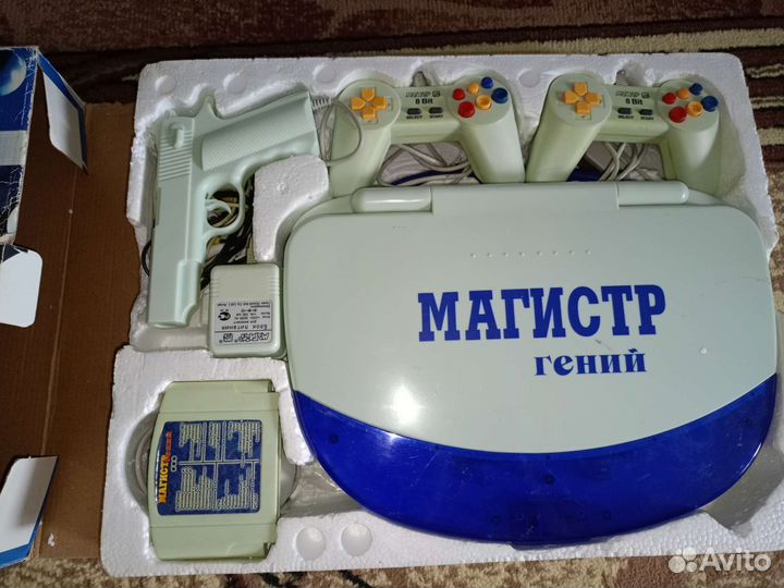 Игровая приставка dendy