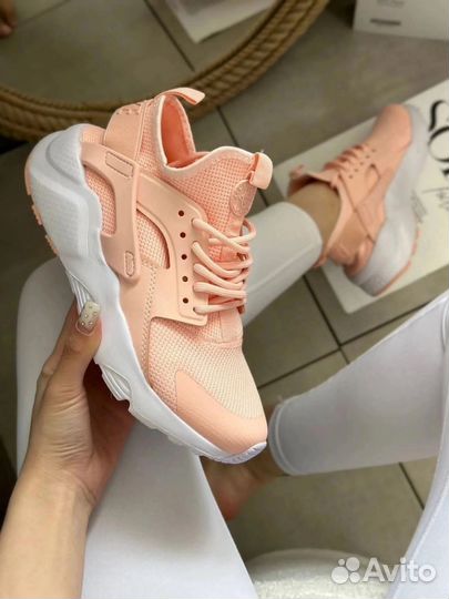 Кроссовки женские Nike air Huarache 39 новые