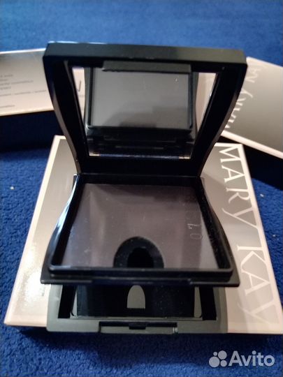 Футляр для теней Mary Kay