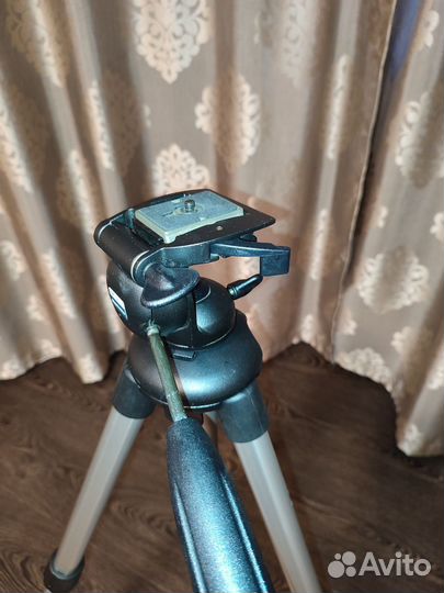 Штатив Manfrotto 390
