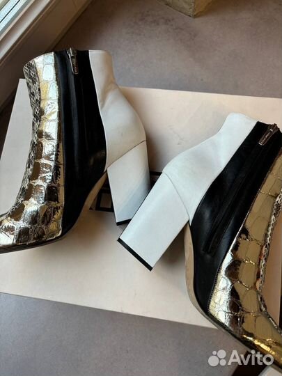 Ботильоны Sergio Rossi