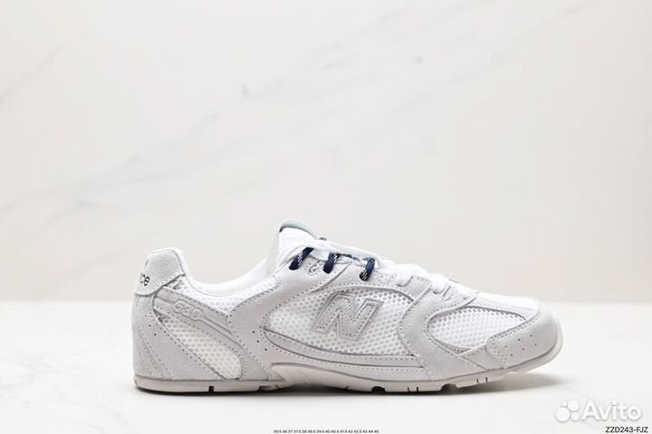 Кроссовки New Balance Miu Miu Р39,5