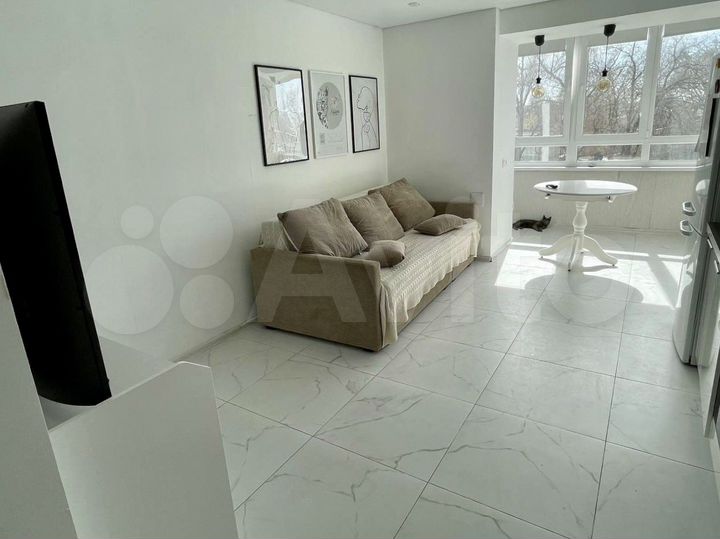 2-к. квартира, 56 м², 3/11 эт.