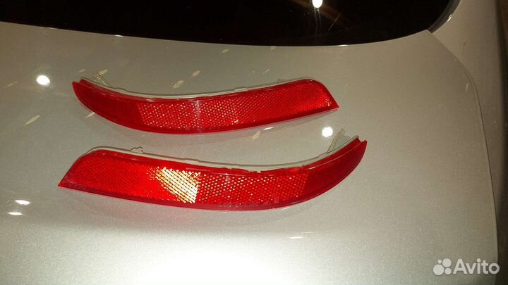 Катафот отражатель заднего бампера almera g15