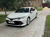 Toyota Camry 3.5 AT, 2018, 115 000 км, с пробегом, цена 2 530 000 руб.