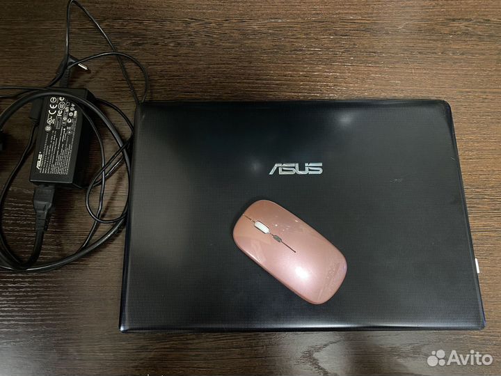 Ноутбук asus X401A в хорошем состоянии