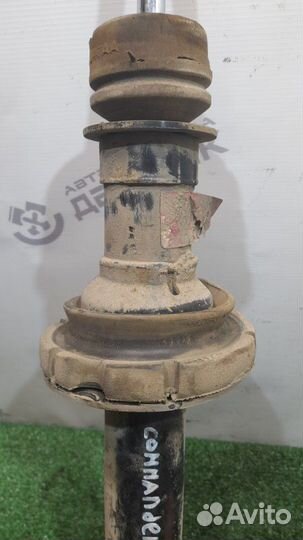 Амортизатор передний правый Jeep Commander 3.0