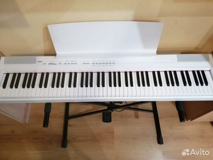 Электронное пианино Yamaha p105