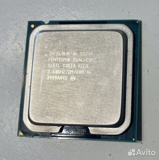 Процессор Intel Pentium E5300 Wolfdale LGA775