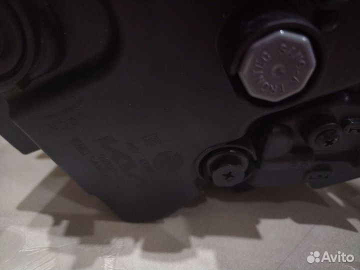 Фары левая правая kia Sportage NQ 5 оригинал